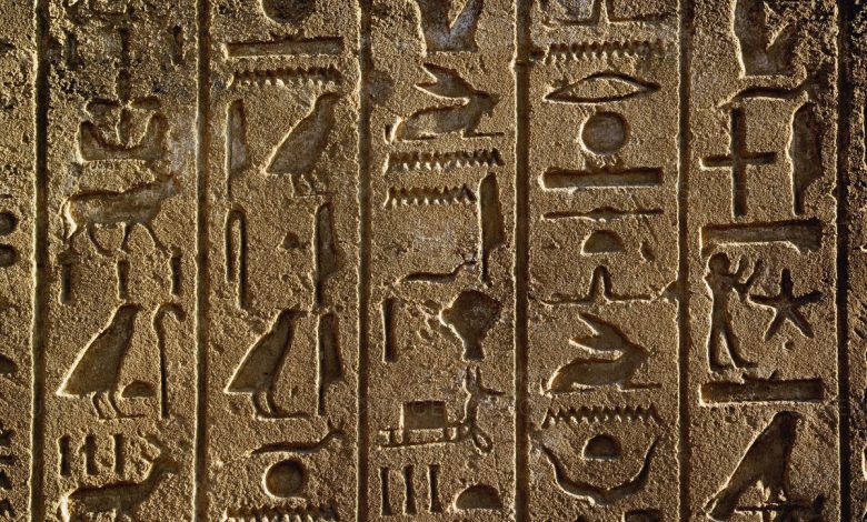 Houve algum outro método de 'tradução' dos hieróglifos sem ser